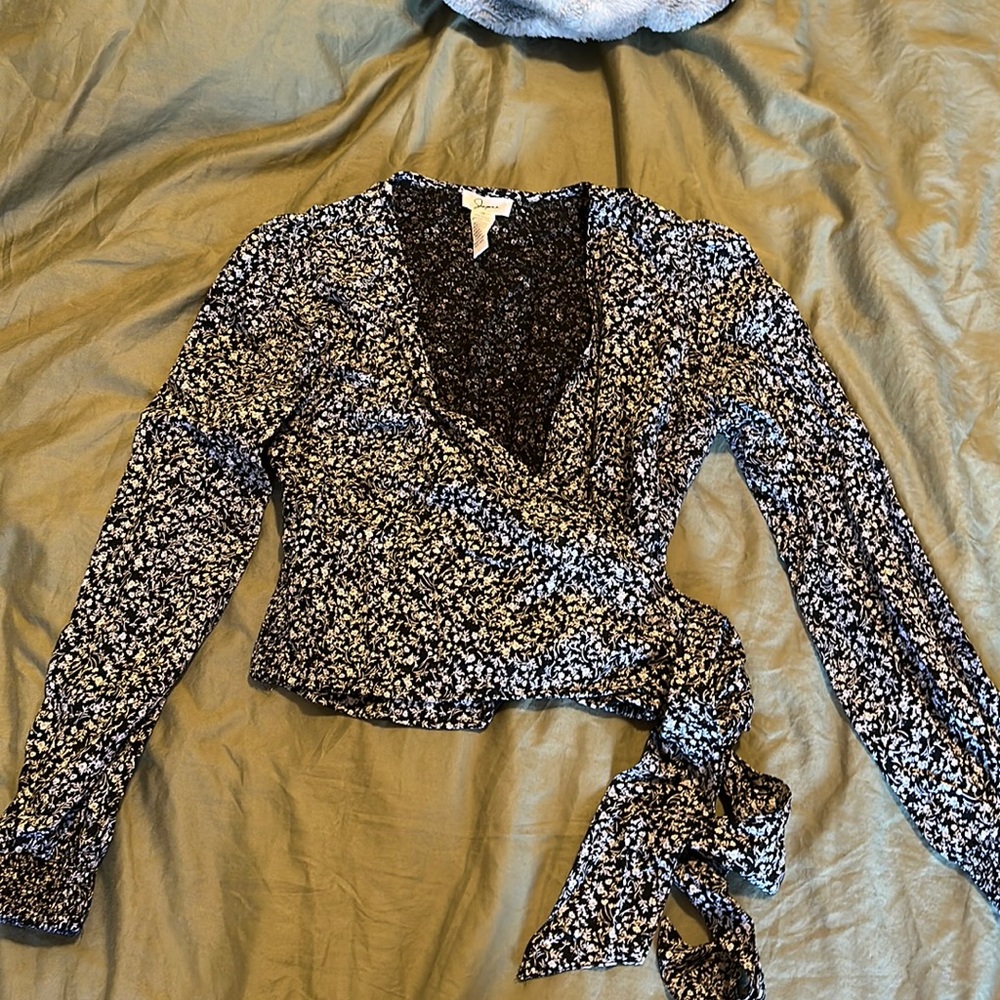 Cute wrap top